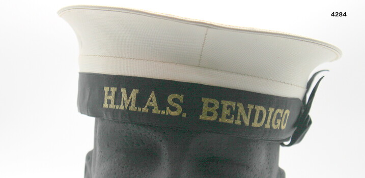 RAN Cap re HMAS Bendigo