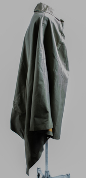 Side view of wet weather cape.