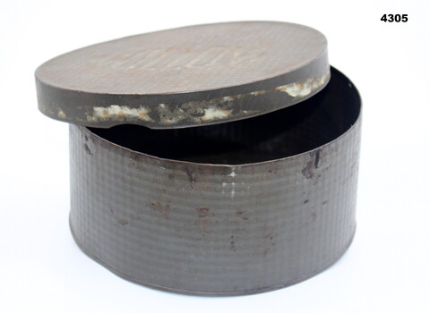 Round willow cake tin sent to troops.