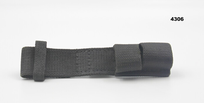 Blackened bayonet frog for SLR.