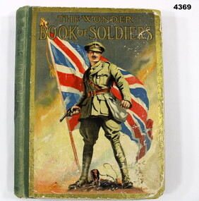 Book for boys and girls describing soldiers