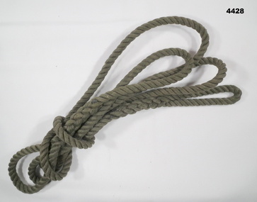 Green toggle rope with 2 loops.