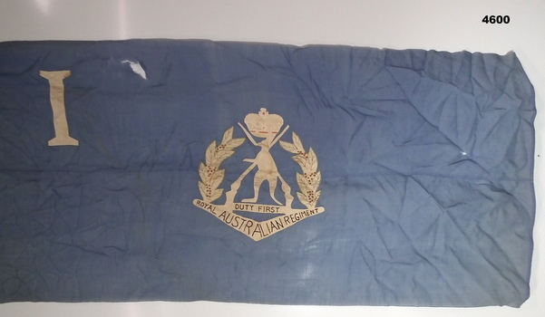 Flag, 1st Bn RAR, blue and white.