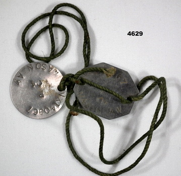 Set of Identity discs WW2 issue