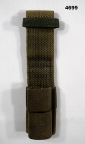 Bayonet frog for SLR bayonet scabbard