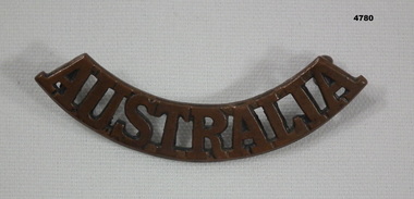 Australia shoulder lapel badge Army issue