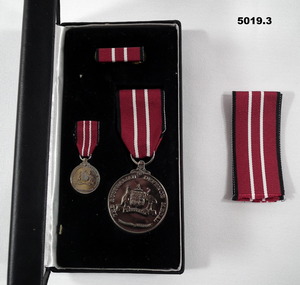 Boxed Australian Defence medals set