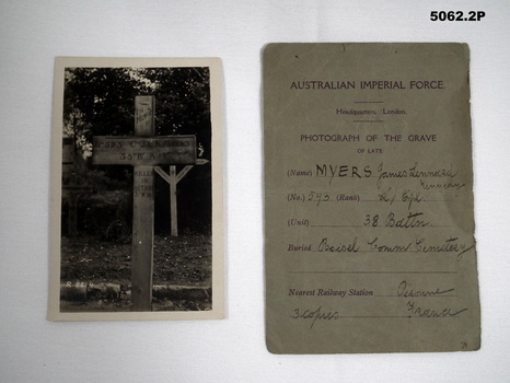 Photo of a WW1 soldiers grave AIF