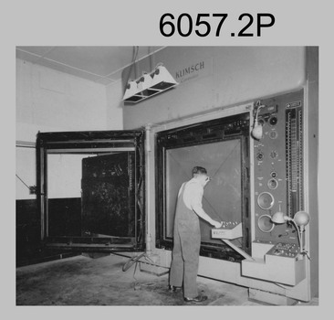 Photographic equipment operated by technicians at the Army Headquarters Survey Regiment, Fortuna Villa Bendigo. c1960s