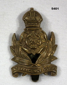 British Army Insignia metal brass badge