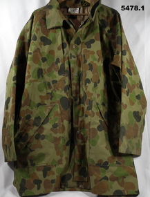 Waterproof camouflage jacket army issued 