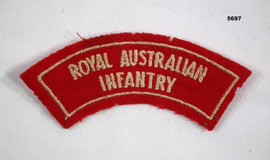 Badge - SHOULDER BADGE, ROYAL AUSTRALIAN INFANTRY