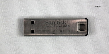 USB Stick with photos, articles re A. Goodall.