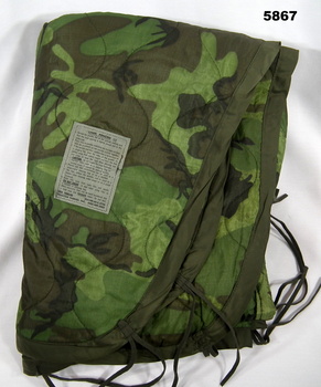 US Pattern - Liner poncho.