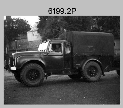 RASvy personnel with Field Survey Vehicles. c1950s. 