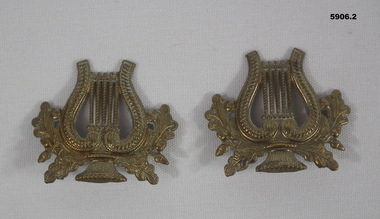 Badge - BADGES, UNKNOWN, possibly WW1 era