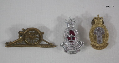 Badge - BADGES, VARIOUS, Possible WW1 through to Post WW2