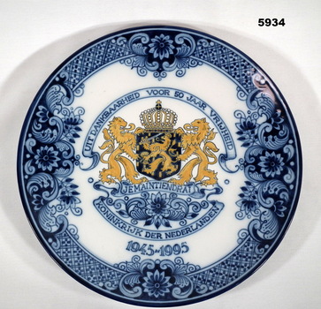 Souvenir plate re Duth Military War victims.