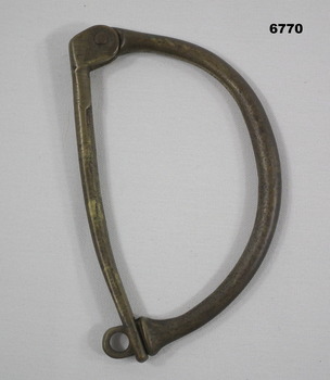 "D" handle for Kit Bag.