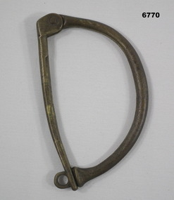 "D" handle for Kit Bag.