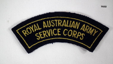 RAASC curved cloth shoulder badge.