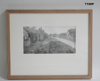 Framed photograph WW1 "Camera on the Somme".