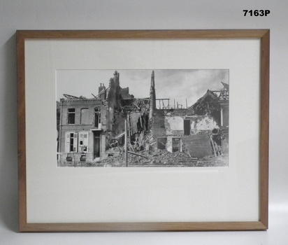 Framed photograph WW1 "Camera on the Somme".