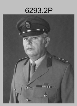 D-SVY COL Don Swiney MBE, c1988.