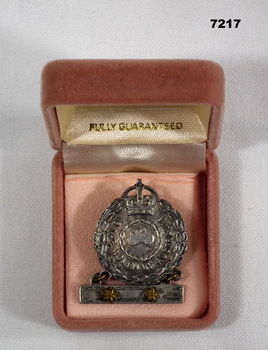 Boxed badge - Women of Australia.