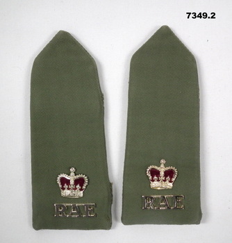 Metal rank and Corps Badge.
