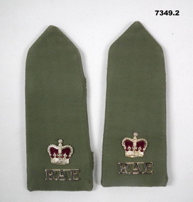 Metal rank and Corps Badge.
