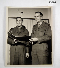 Black and white photograph of two Army Officers.