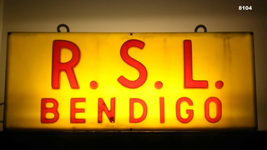 Illuminated Bendigo RSL Sub Branch sign.