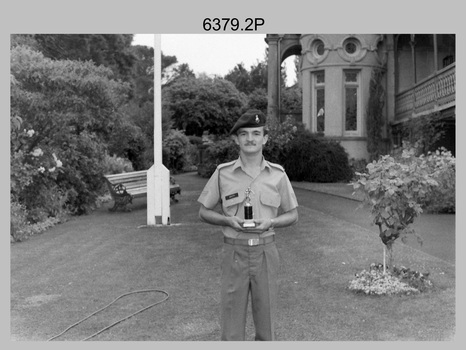 Lithographic Squadron Award recipients, Army Survey Regiment, Fortuna Villa Bendigo. 1987.