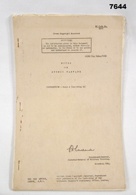 Book - NOTES ON ATOMIC WARFARE, London War Office, TRAINING NOTES ON ATOMIC BOMBS, 1954