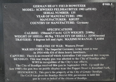 Plaque with details re the Heavy Howitzer.