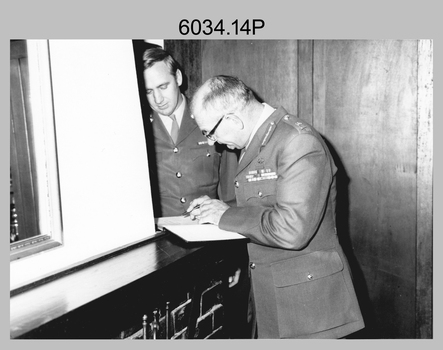 Chief of the General Staff Visit to the Army Survey Regiment, Fortuna Villa, Bendigo. 1979.