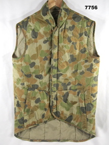 Army vest DPCU used by Artillery.