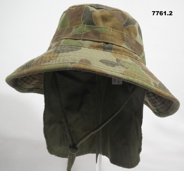 Army, DCPU Bush hat with neck flap.