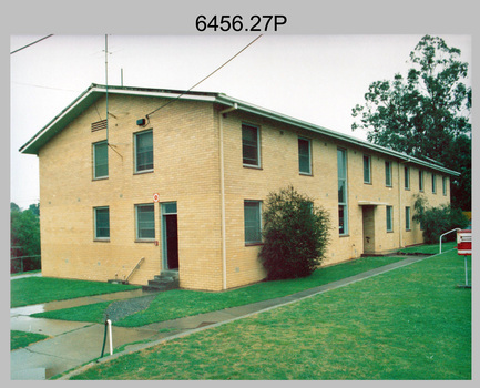 Army Survey Regiment’s Fortuna Villa and surrounding facilities.c1985.