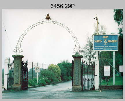 Army Survey Regiment’s Fortuna Villa and surrounding facilities.c1985.