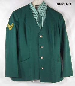 Uniform - WRAAC UNIFORM - WINTER, 1983 - 1984