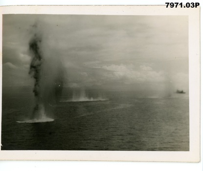 1942 08 Solomons Japanese Shokaku class aircraft carrier under attack 1942.jpg