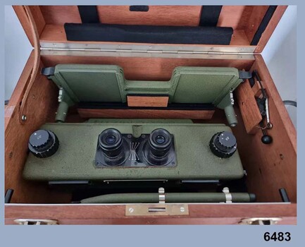 Wooden Oak Box - Contains a green stereoscope with accessories