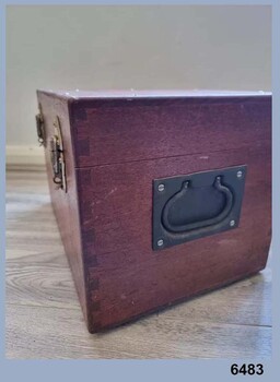 Wooden Oak Box - Contains a green stereoscope with accessories