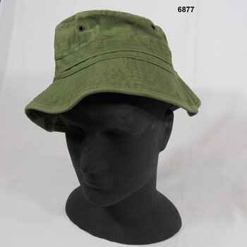 Military Army Soldiers Bush Hat, green colour, floppy