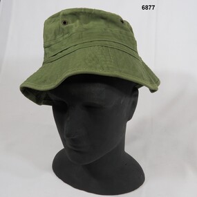 Military Army Soldiers Bush Hat, green colour, floppy