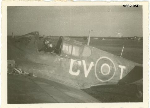 9662.05P 3 Squadron P40 Italy 1943                                            