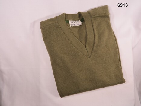 Pullover - Khaki V-neck long sleeves.