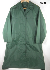 Army Uniform, Service Dress - raincoat.